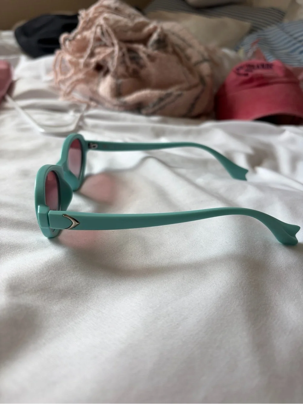 Teal Sojos Sunglasses with Pink Lenses